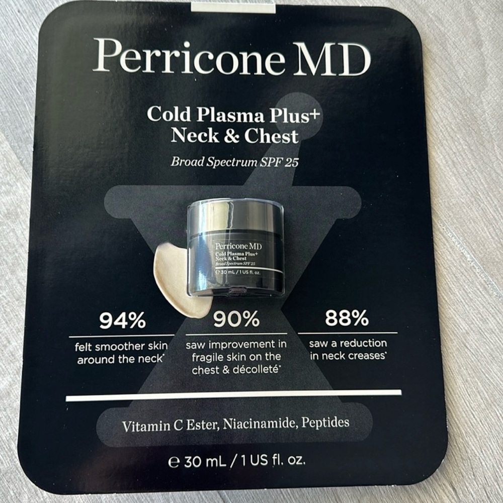 Perricone MD Cold Plasma Plus+ Neck & Chest Cream - Black.
